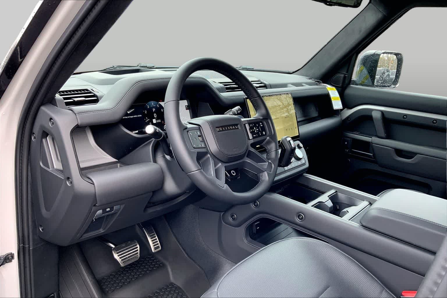New 2026 Land Rover Defender 110 AWD/4WD image 9