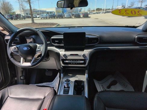 Used 2023 Ford Explorer XLT w/ Equipment Group 202A image 51