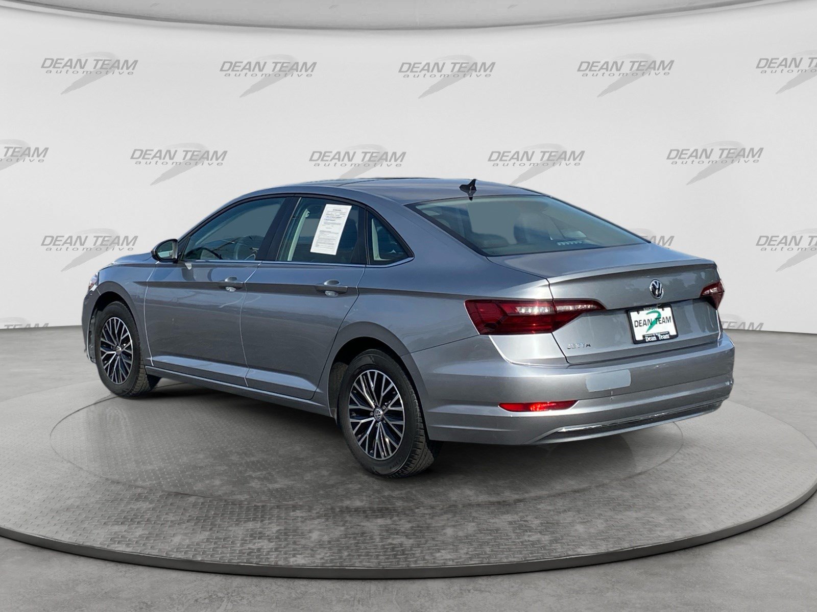 Used 2021 Volkswagen Jetta SE w/ SE Cold Weather Package FWD image 6