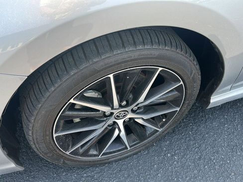 Used 2024 Toyota Camry SE FWD image 10