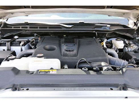 Used 2024 Toyota Tundra SR5 w/ SR5 Premium Package image 30