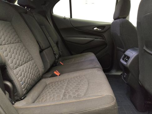 Used 2020 Chevrolet Equinox LT w/ Driver Convenience Package FWD image 19
