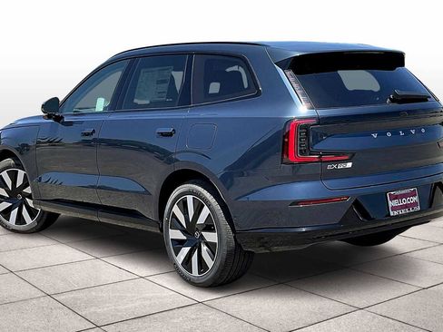 New 2025 Volvo EX90 Ultra image 3