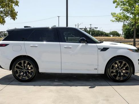 New 2026 Land Rover Range Rover Sport Dynamic SE AWD/4WD image 8