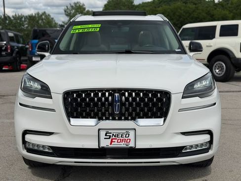 Used 2021 Lincoln Aviator Grand Touring w/ Elements Package Plus AWD/4WD image 2