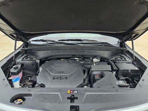 Used 2025 Kia Telluride S image 22