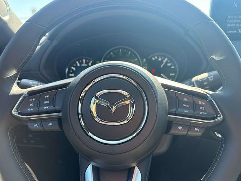 New 2025 MAZDA CX-5 Signature AWD/4WD image 11