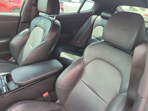 Certified 2022 Kia Stinger GT-Line RWD image 17
