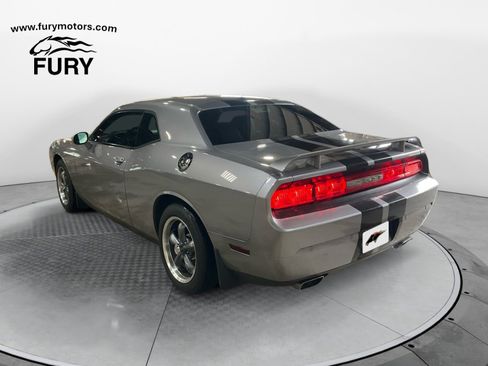 Used 2014 Dodge Challenger R/T Plus RWD image 5