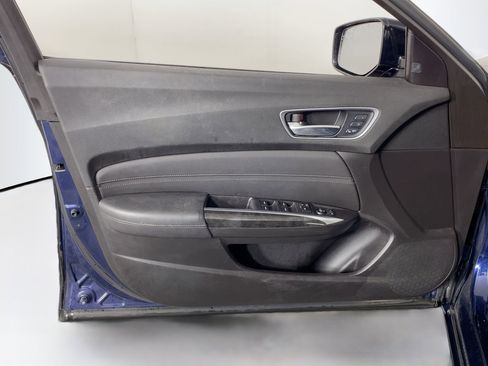 Used 2018 Acura TLX w/ Technology Package image 26