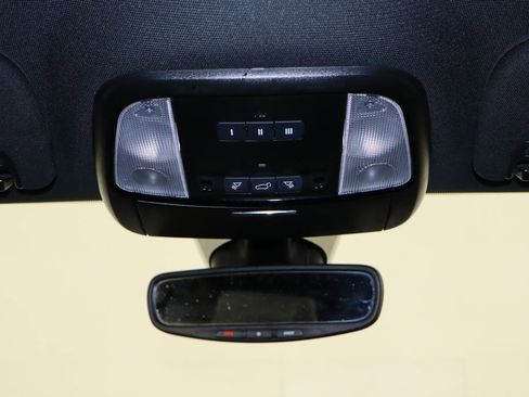 Used 2024 Dodge Durango R/T w/ Blacktop Package RWD image 24