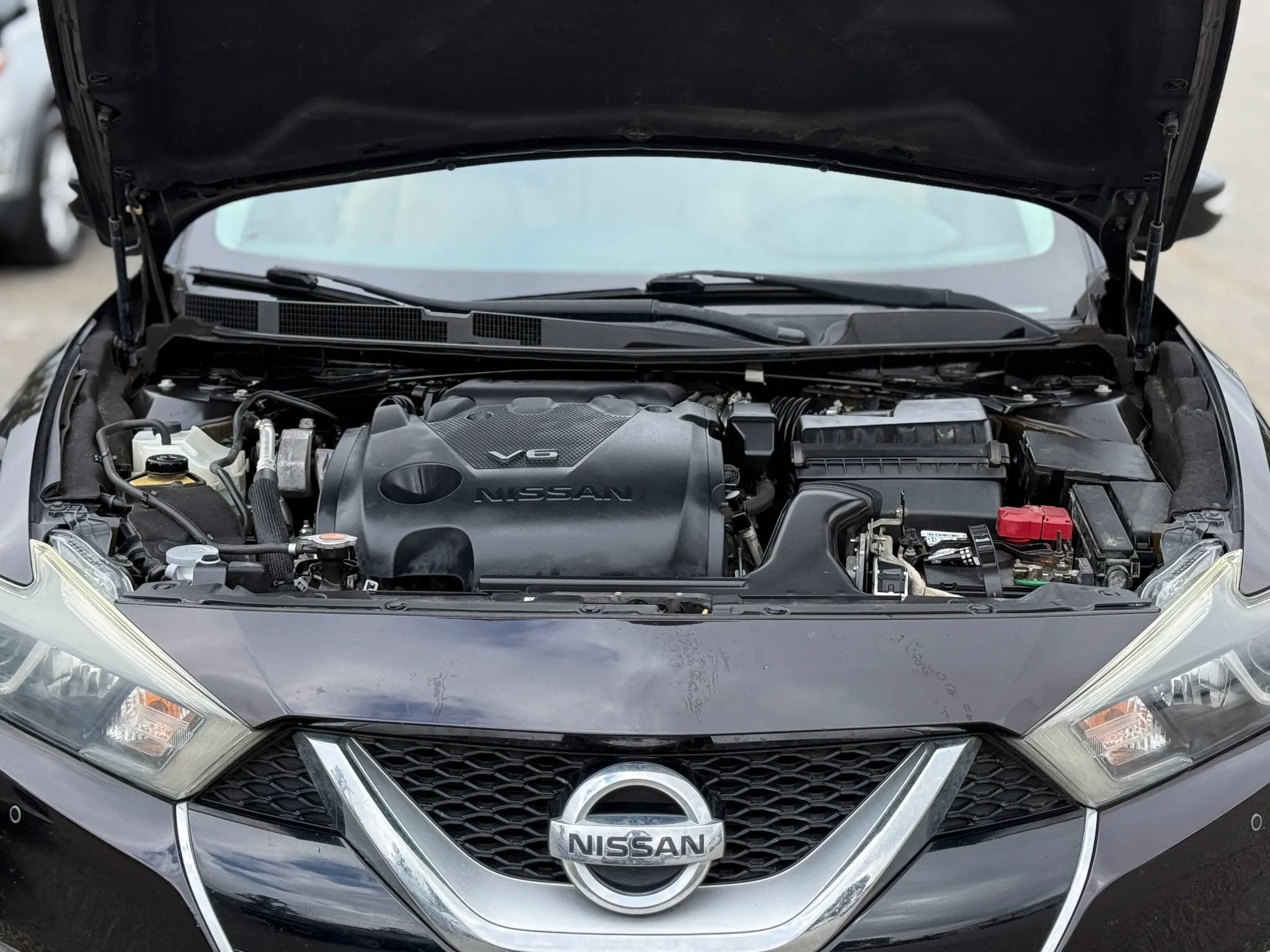 Used 2016 Nissan Maxima SR FWD image 29