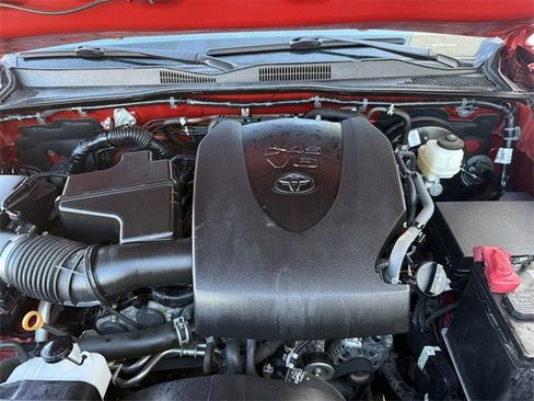 Used 2021 Toyota Tacoma TRD Sport image 35