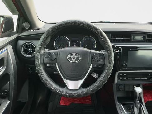 Used 2017 Toyota Corolla L FWD image 13