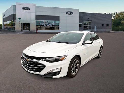 Used 2020 Chevrolet Malibu LT FWD image 4