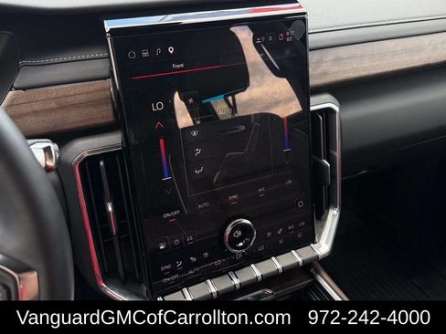 New 2026 GMC Acadia Denali Ultimate w/ LPO, Floor Liner Package AWD/4WD image 16