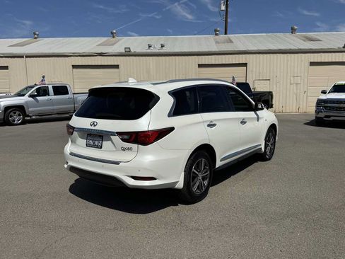Used 2019 INFINITI QX60 Luxe w/ Essential Package AWD/4WD image 10