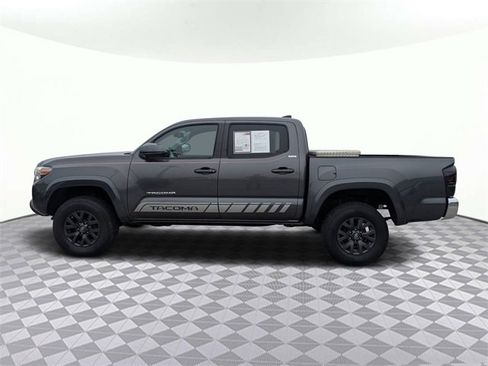 Used 2020 Toyota Tacoma SR5 image 6