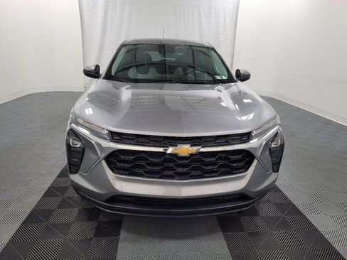 Used 2024 Chevrolet Trax LS w/ Driver Confidence Package FWD image 14