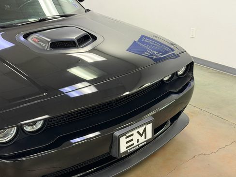 Used 2021 Dodge Challenger R/T Scat Pack RWD image 3