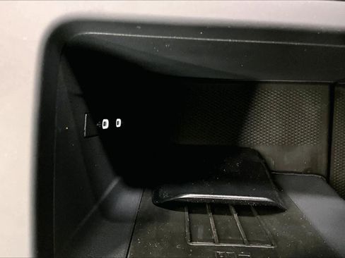 New 2026 Volkswagen Tiguan S image 22