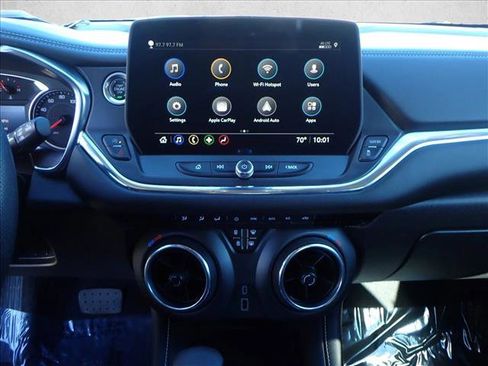 Used 2023 Chevrolet Blazer LT image 16