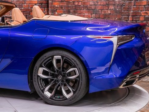 Used 2024 Lexus LC 500 Convertible image 7