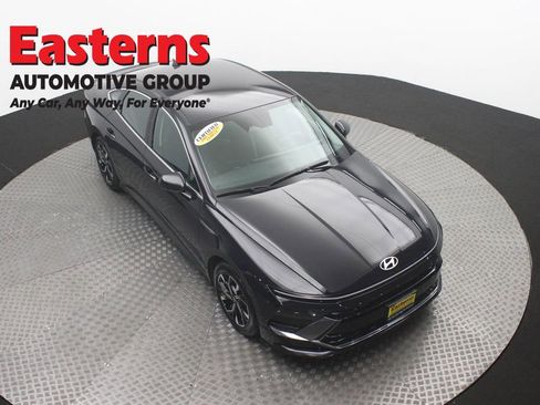 Used 2024 Hyundai Sonata SEL FWD image 3