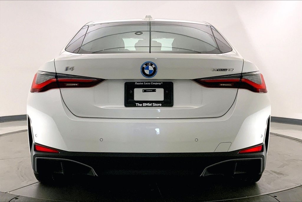 Used 2024 BMW i4 xDrive40i w/ Premium Package AWD/4WD image 3