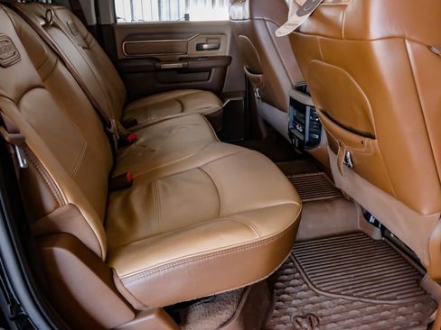 Used 2024 RAM 2500 Limited w/ Safety Group image 34