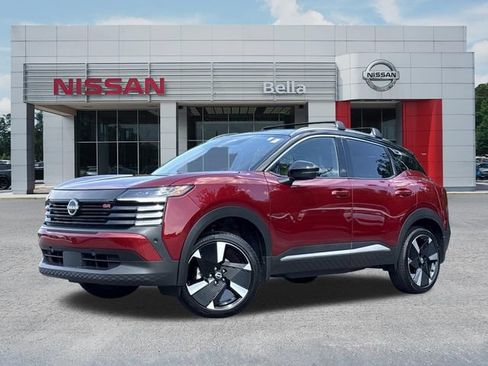 Certified 2025 Nissan Kicks SR FWD image 1