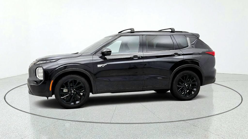 Used 2025 Mitsubishi Outlander SEL Black Edition AWD/4WD image 8