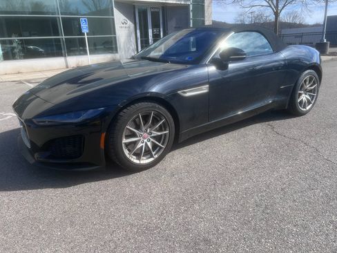 Used 2021 Jaguar F-TYPE Convertible image 1