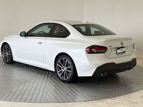 Used 2025 BMW 230i xDrive Coupe w/ Premium Package AWD/4WD image 3