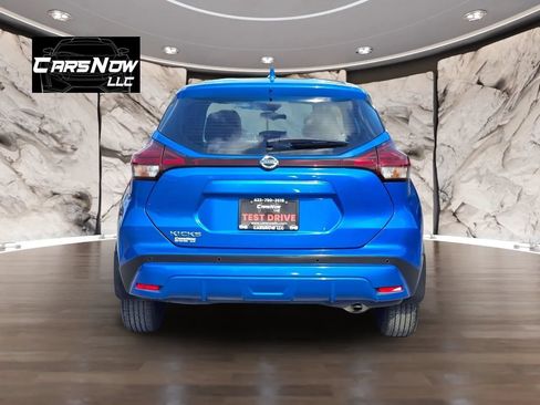Used 2021 Nissan Kicks S FWD image 5