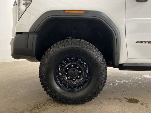 Used 2026 GMC Sierra 2500 AT4X w/ AT4X AEV Edition image 10