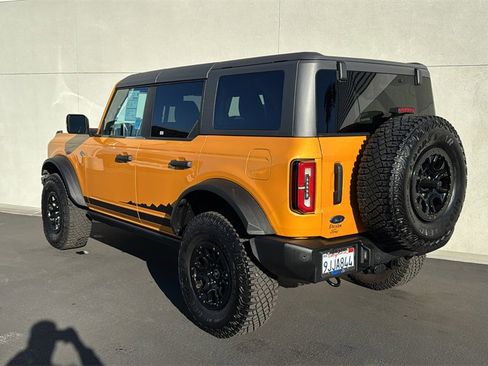 Certified 2022 Ford Bronco Wildtrak image 4