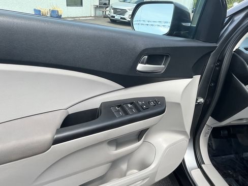 Used 2014 Honda CR-V LX image 16