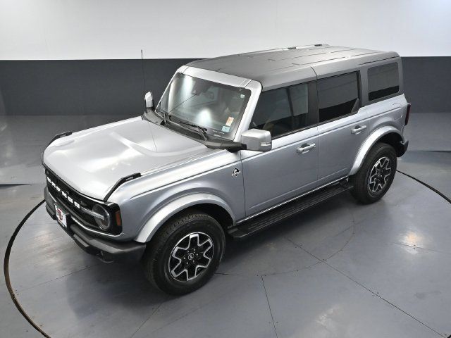 Used 2023 Ford Bronco Outer Banks AWD/4WD image 48