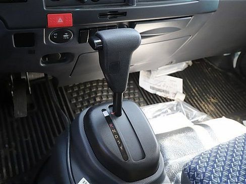 New 2025 Chevrolet Low Cab Forward image 15