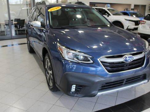 Used 2020 Subaru Outback Touring XT image 3