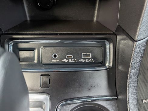 Certified 2025 Subaru Ascent Premium image 26