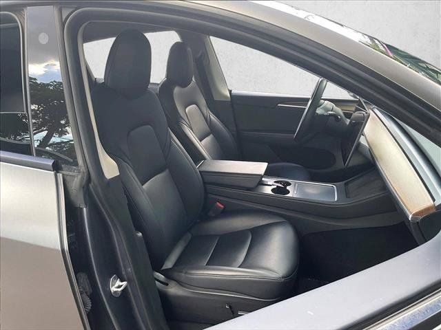 Used 2023 Tesla Model Y Performance AWD/4WD image 8