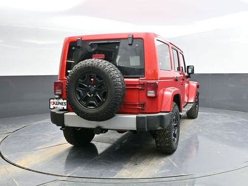 Used 2011 Jeep Wrangler Unlimited Sahara w/ Dual Top Group image 8