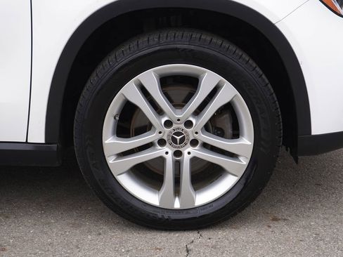 Used 2018 Mercedes-Benz GLA 250 4MATIC image 13