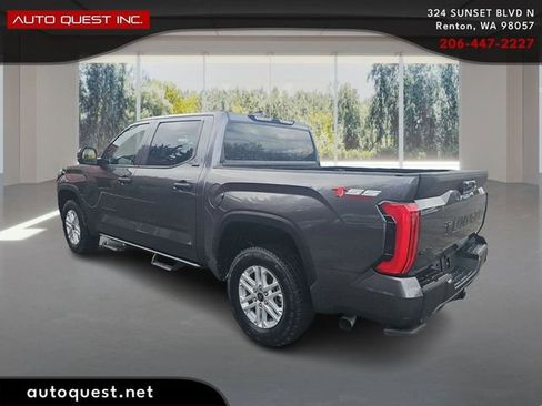 Used 2022 Toyota Tundra SR5 AWD/4WD image 7