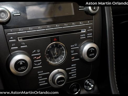 Used 2009 Aston Martin V8 Vantage Roadster RWD image 50