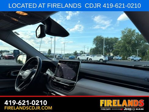 Used 2022 Jeep Compass Limited AWD/4WD image 9