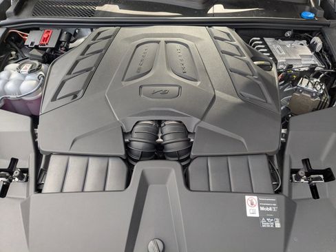 New 2026 Porsche Cayenne GTS AWD/4WD image 29