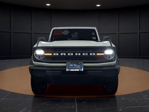 Certified 2025 Ford Bronco Big Bend AWD/4WD image 2